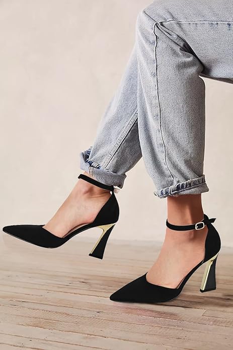 Black Closed Toe Heels Buckle Ankle Strap Heel Sandals.